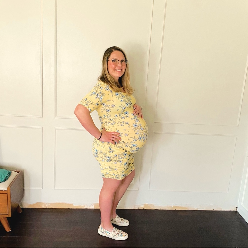 Motherhood maternity dress yellow with blue flowers medium